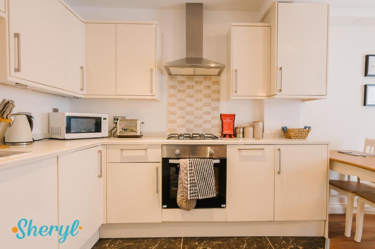 The Flat 2 By Sheryl - Stone Throw To Northampton Gen Hosp & Town Centre Daire Dış mekan fotoğraf