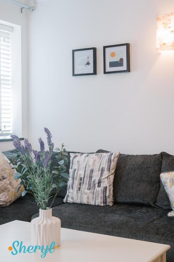 The Flat 2 By Sheryl - Stone Throw To Northampton Gen Hosp & Town Centre Daire Dış mekan fotoğraf